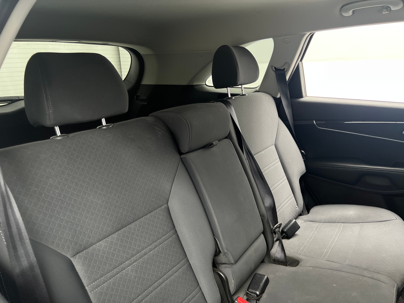 Thumbnail: 2016 Kia Sorento - 6