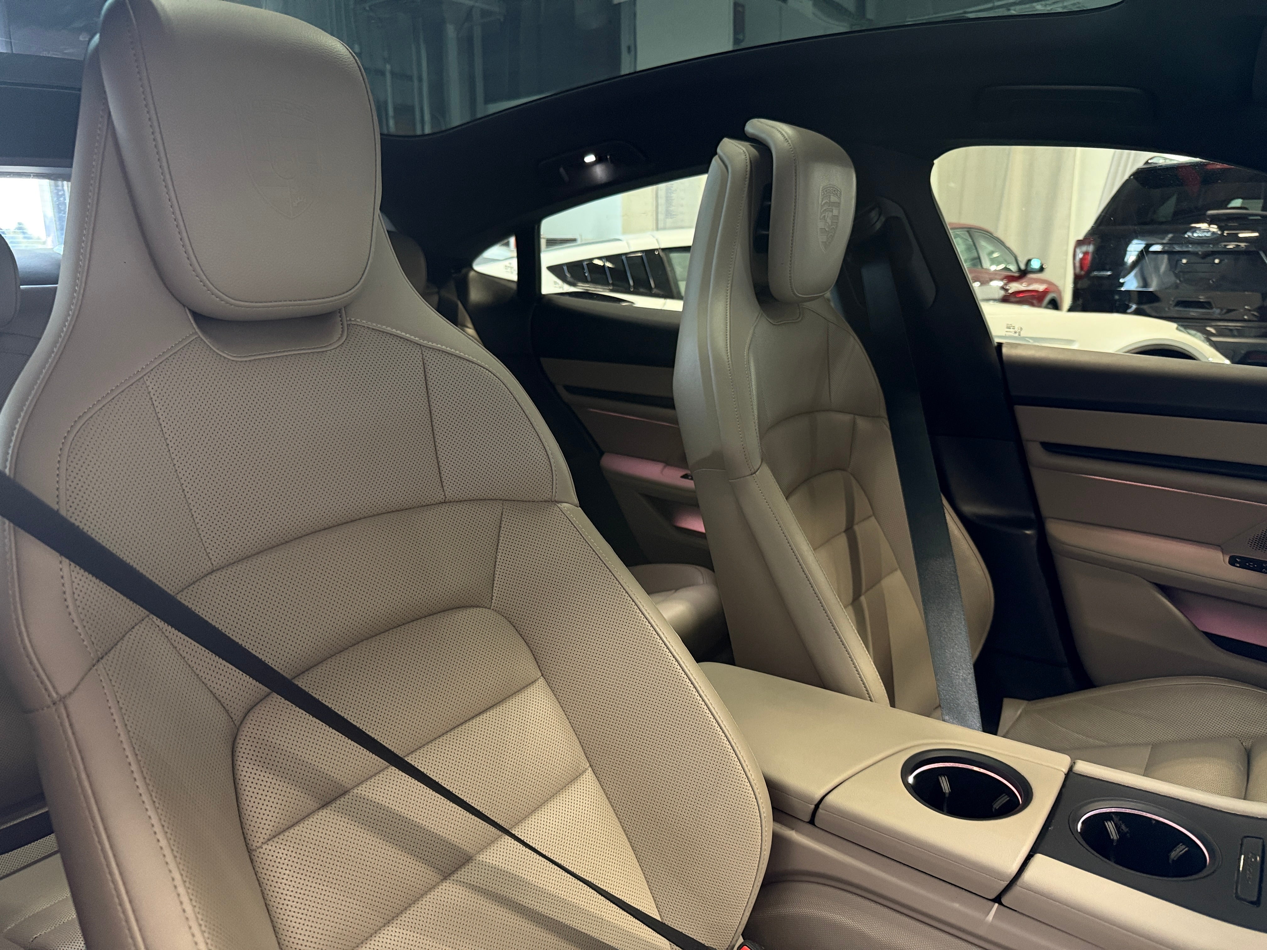 Used 2022 Porsche Taycan Base with VIN WP0AA2Y14NSA14752 for sale in Oak Creek, WI