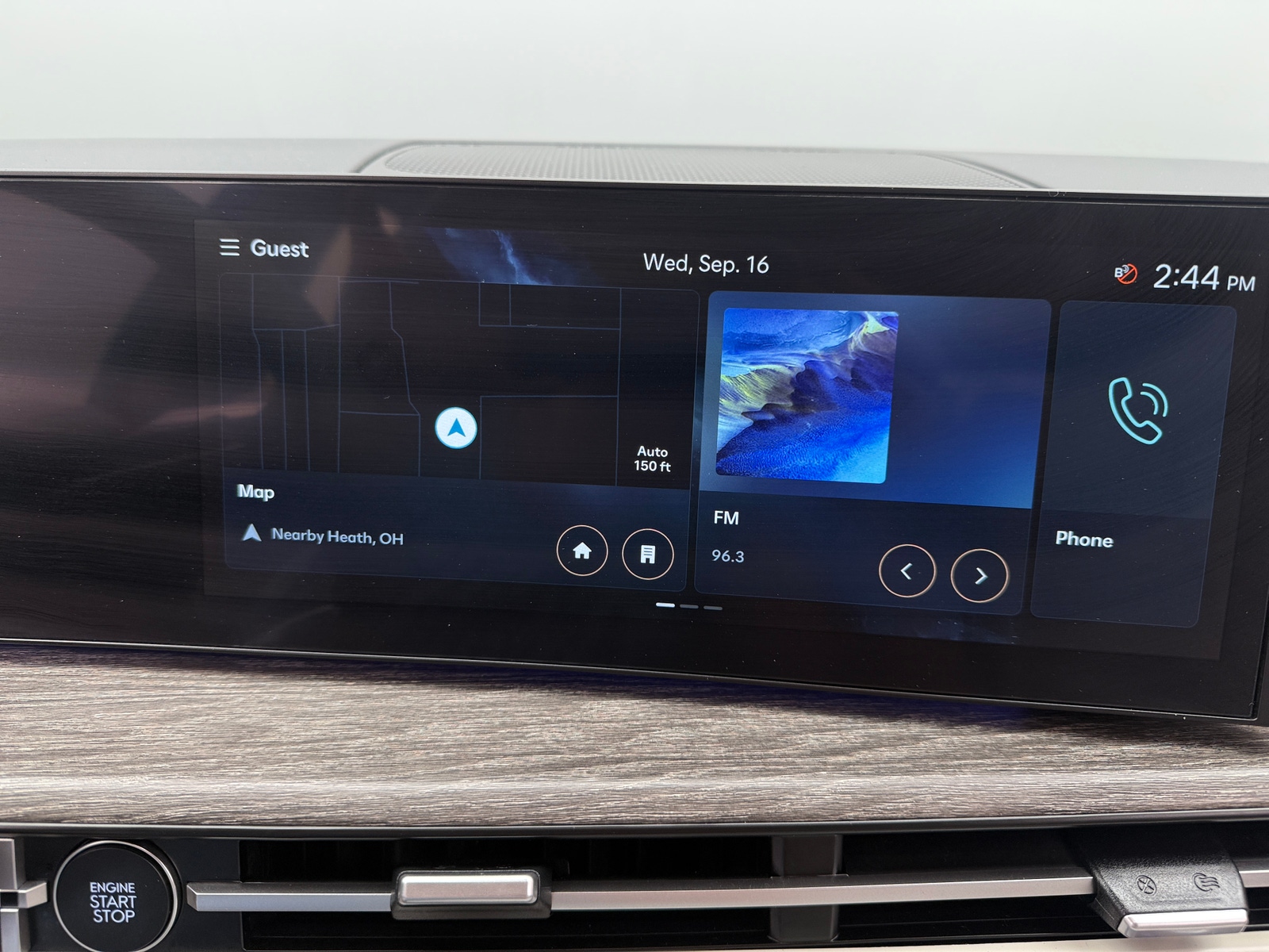 Thumbnail: 2025 Hyundai Santa Fe - 3