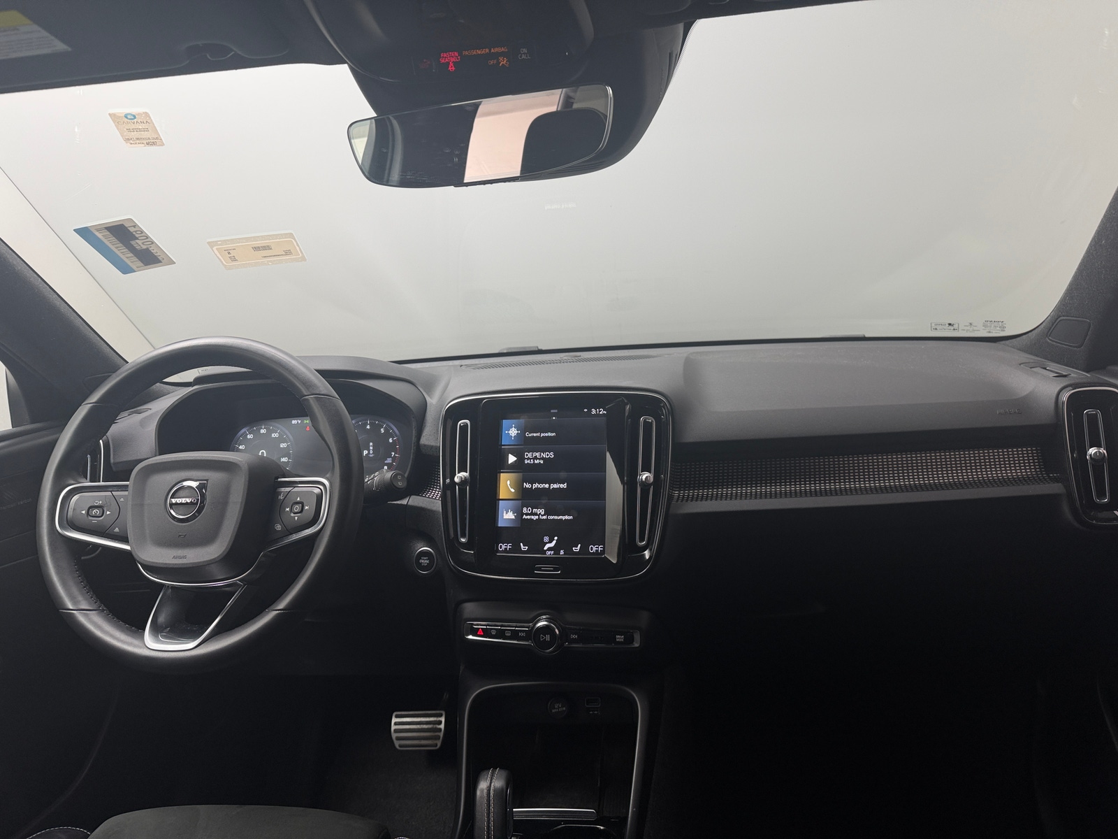 Thumbnail: 2022 Volvo XC40 - 2
