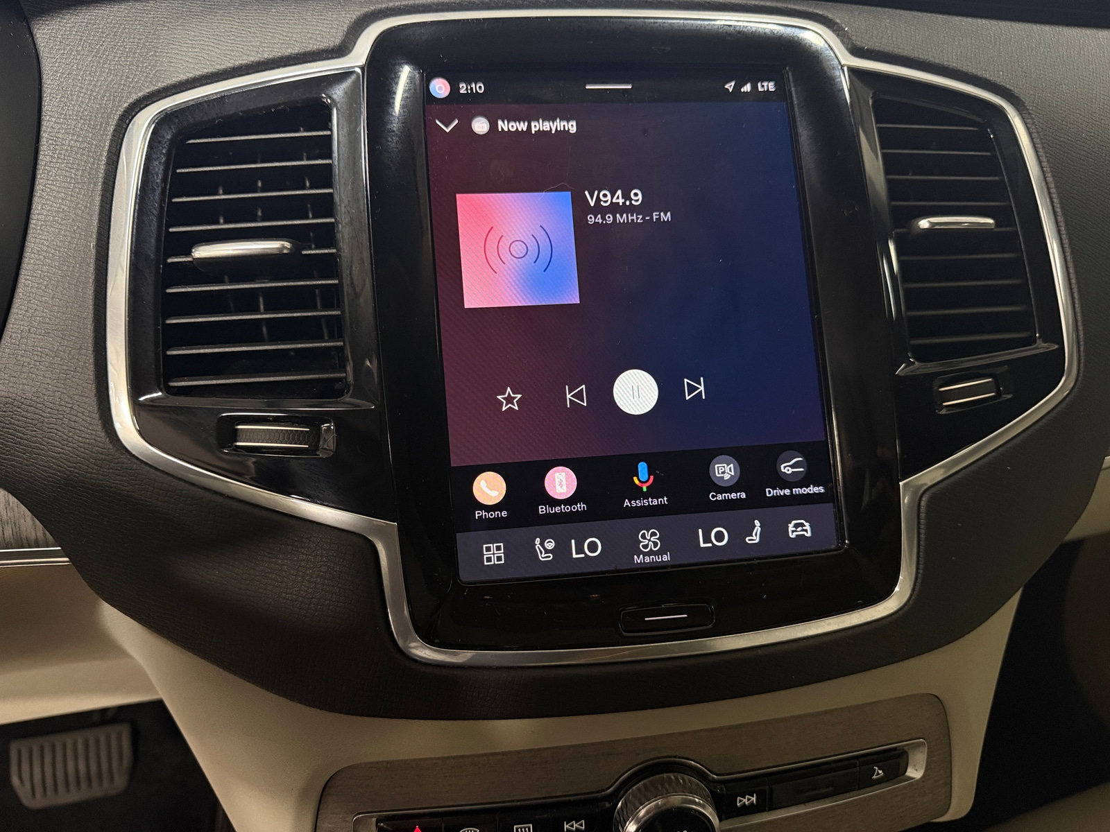 Thumbnail: 2023 Volvo XC90 - 3