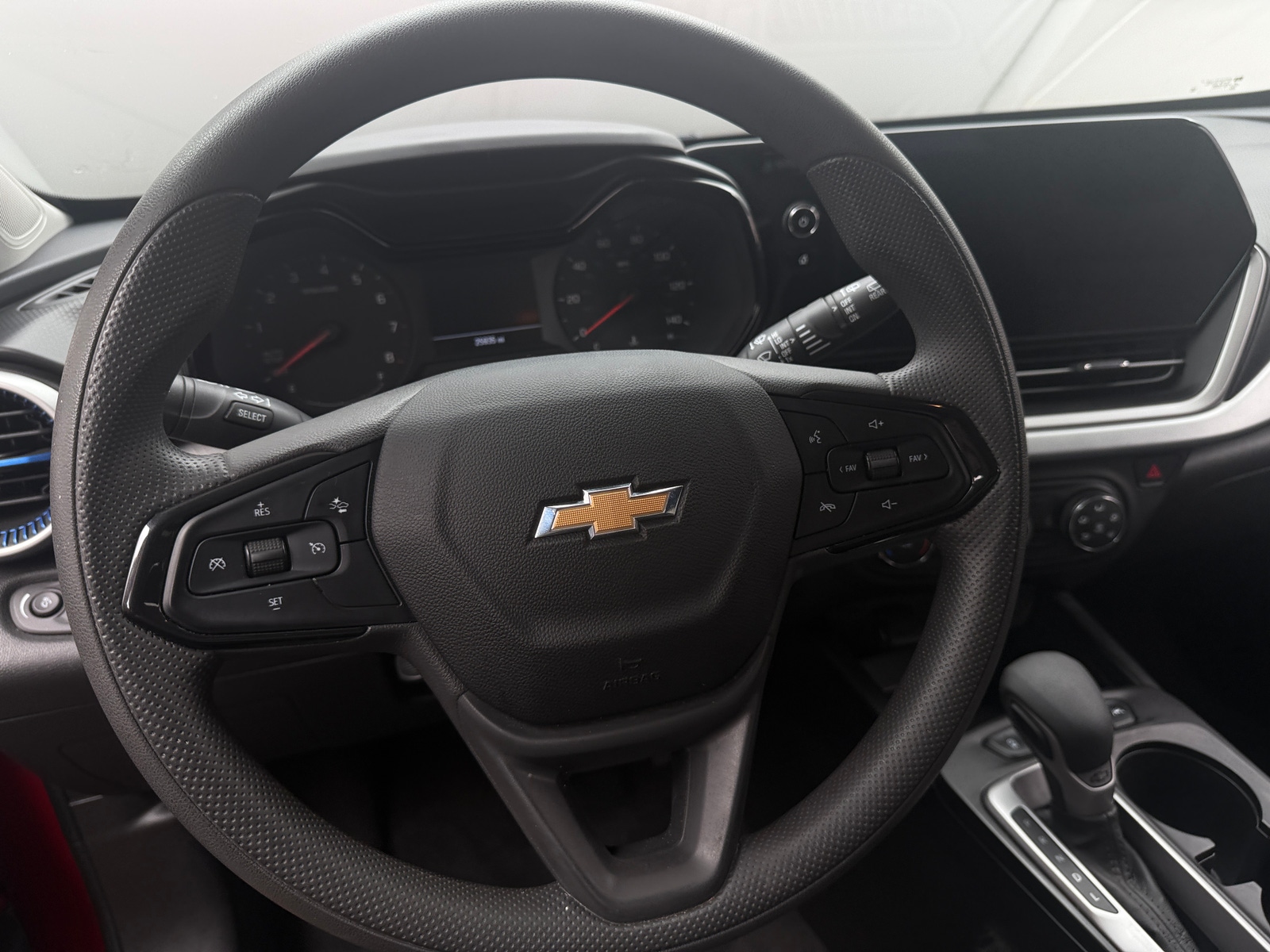 Thumbnail: 2026 Chevrolet Trax - 5