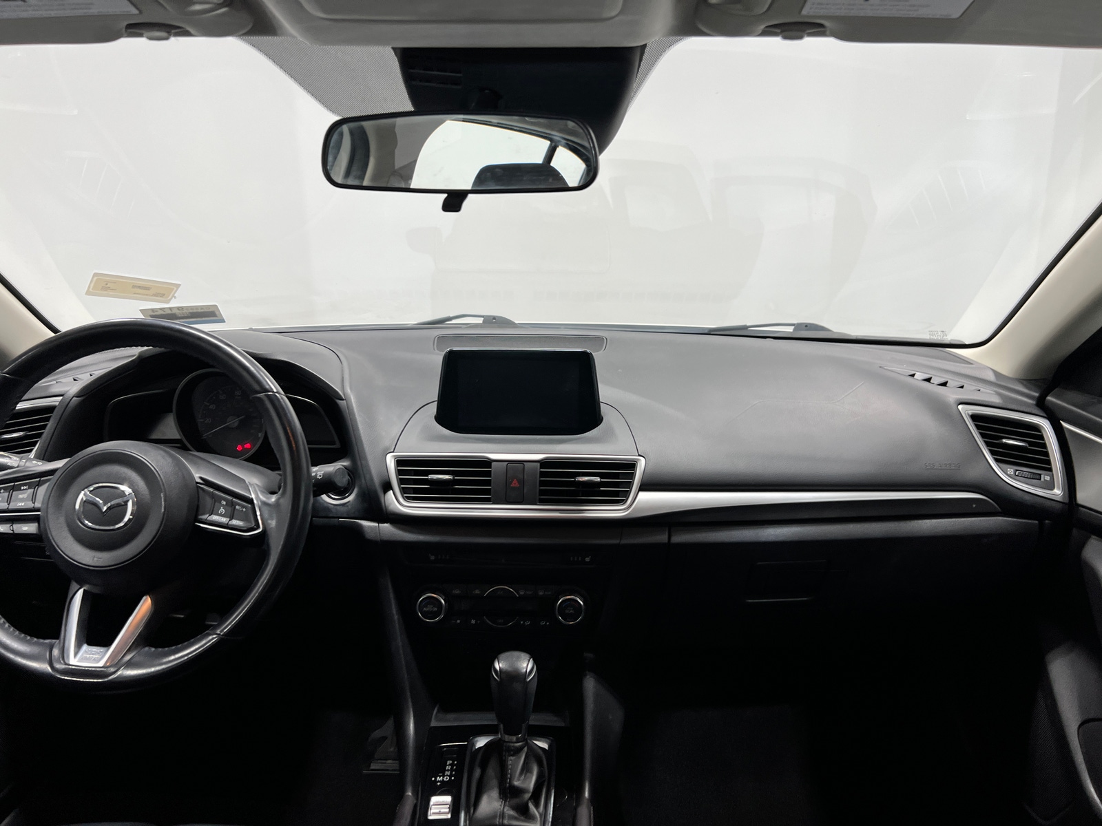 Thumbnail: 2017 Mazda Mazda3 - 2