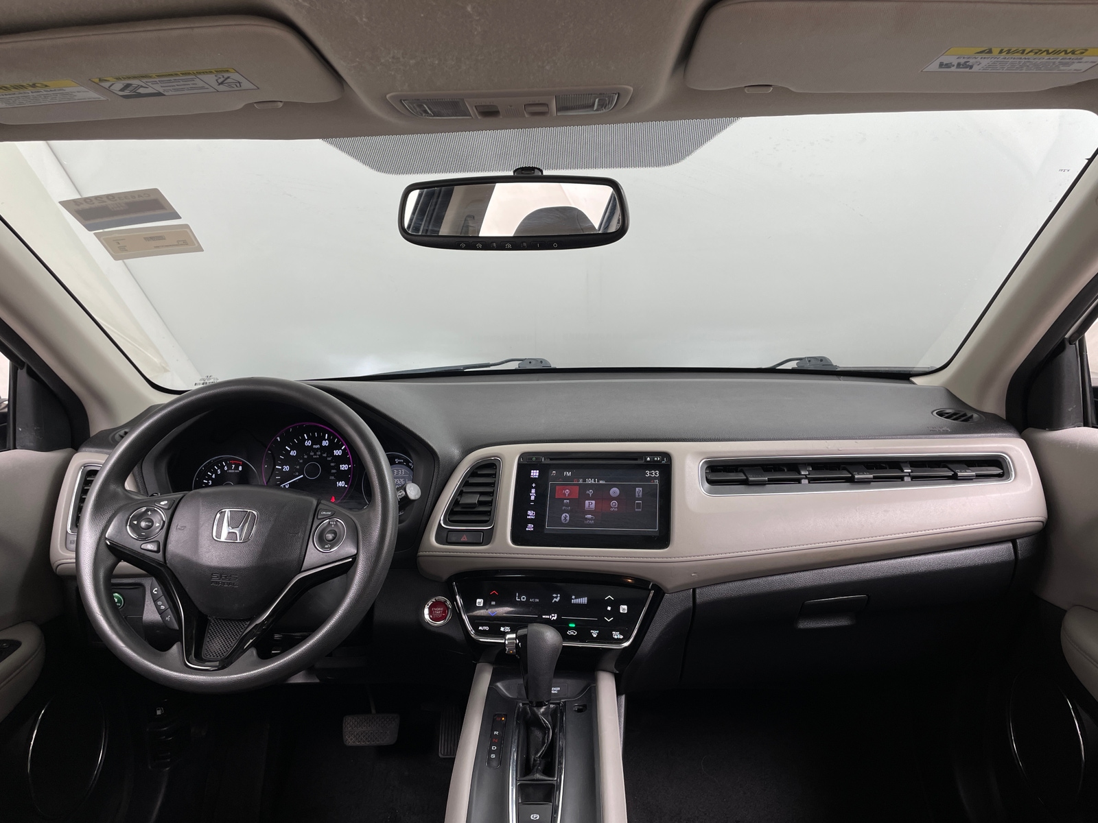Thumbnail: 2017 Honda HR-V - 3