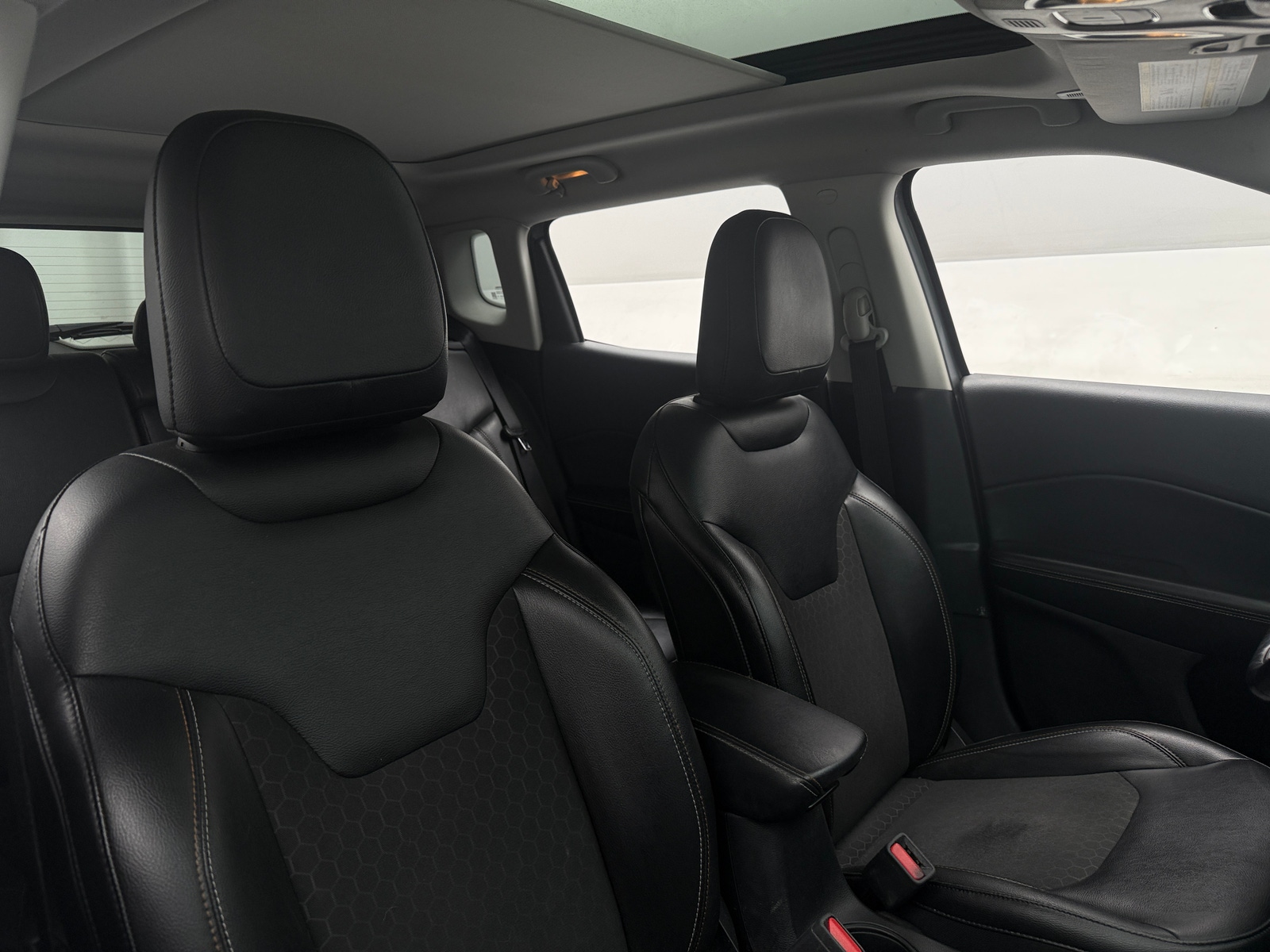 Thumbnail: 2018 Jeep Compass - 2