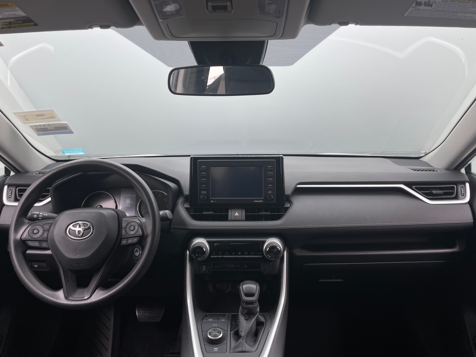 Thumbnail: 2022 Toyota RAV4 - 3