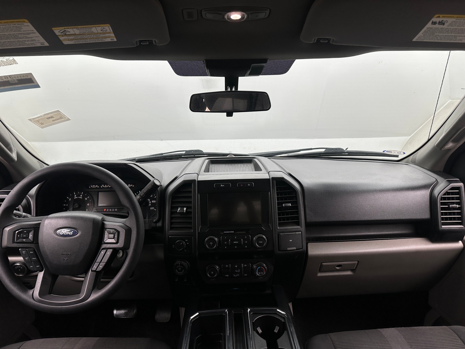 Thumbnail: 2019 Ford Econoline - 3