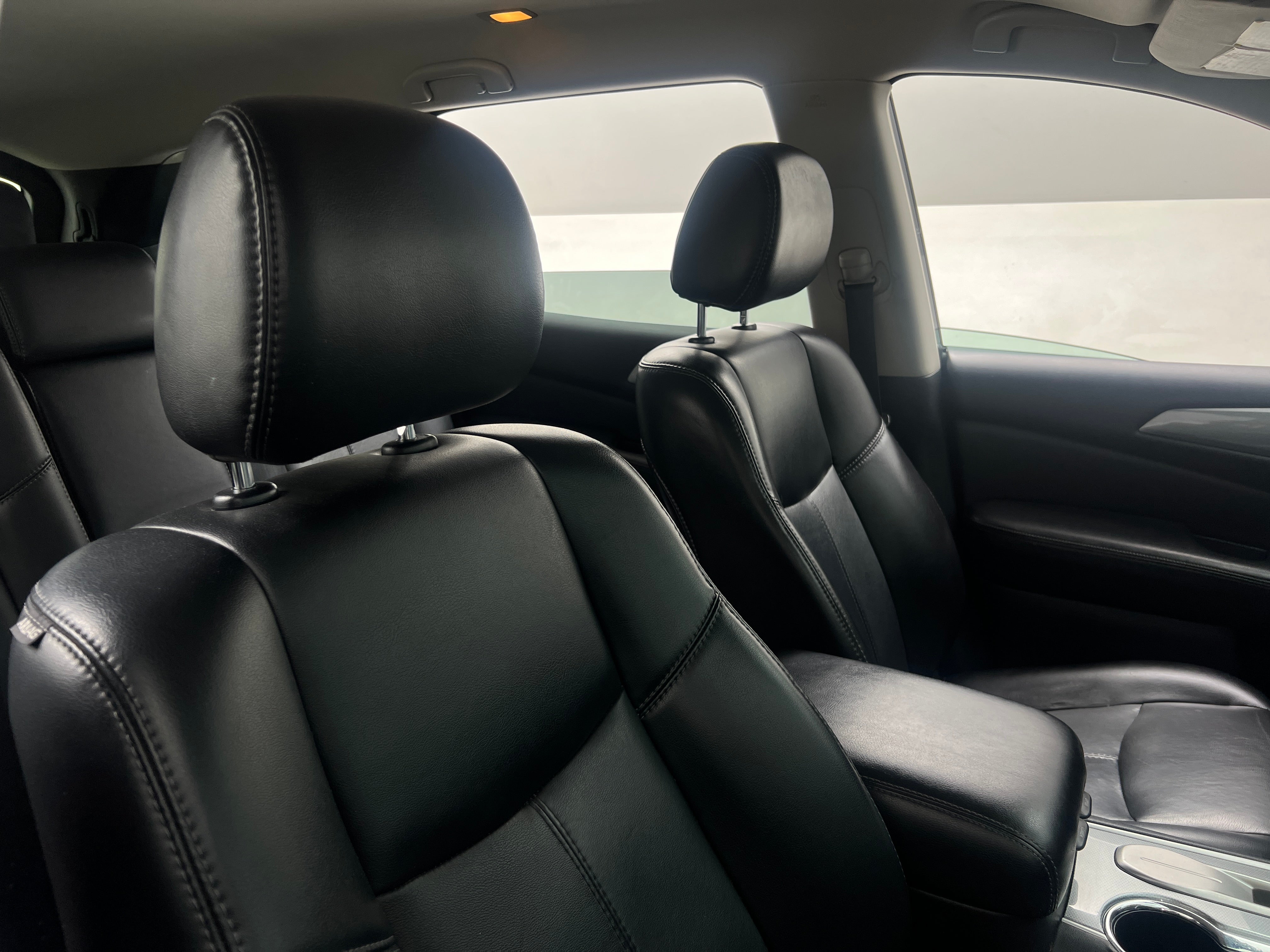 2017 Nissan Pathfinder SL