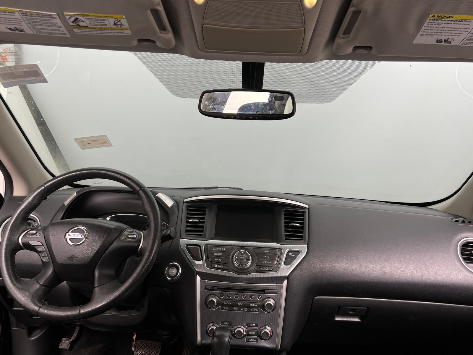 Thumbnail: 2017 Nissan Pathfinder - 2