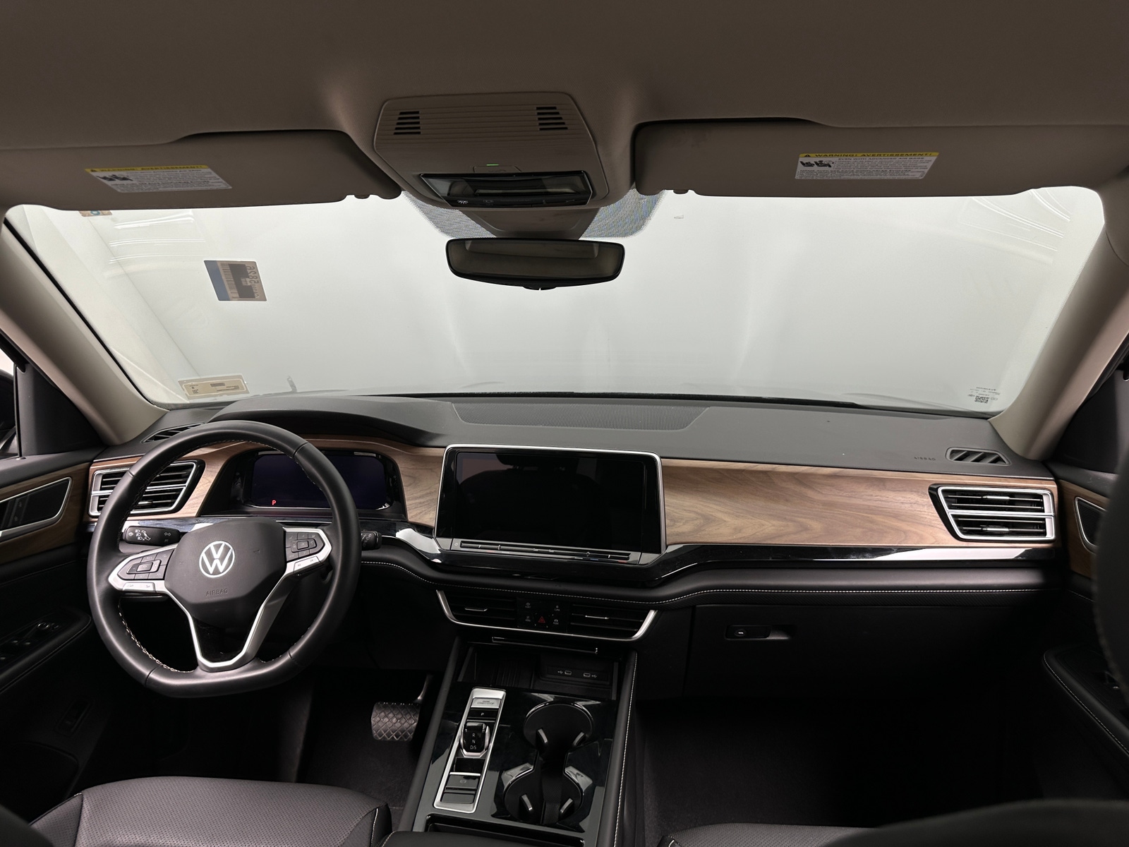 Thumbnail: 2025 Volkswagen Atlas - 3