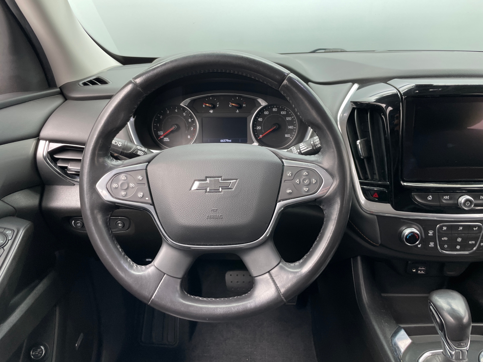 Thumbnail: 2021 Chevrolet Traverse - 4