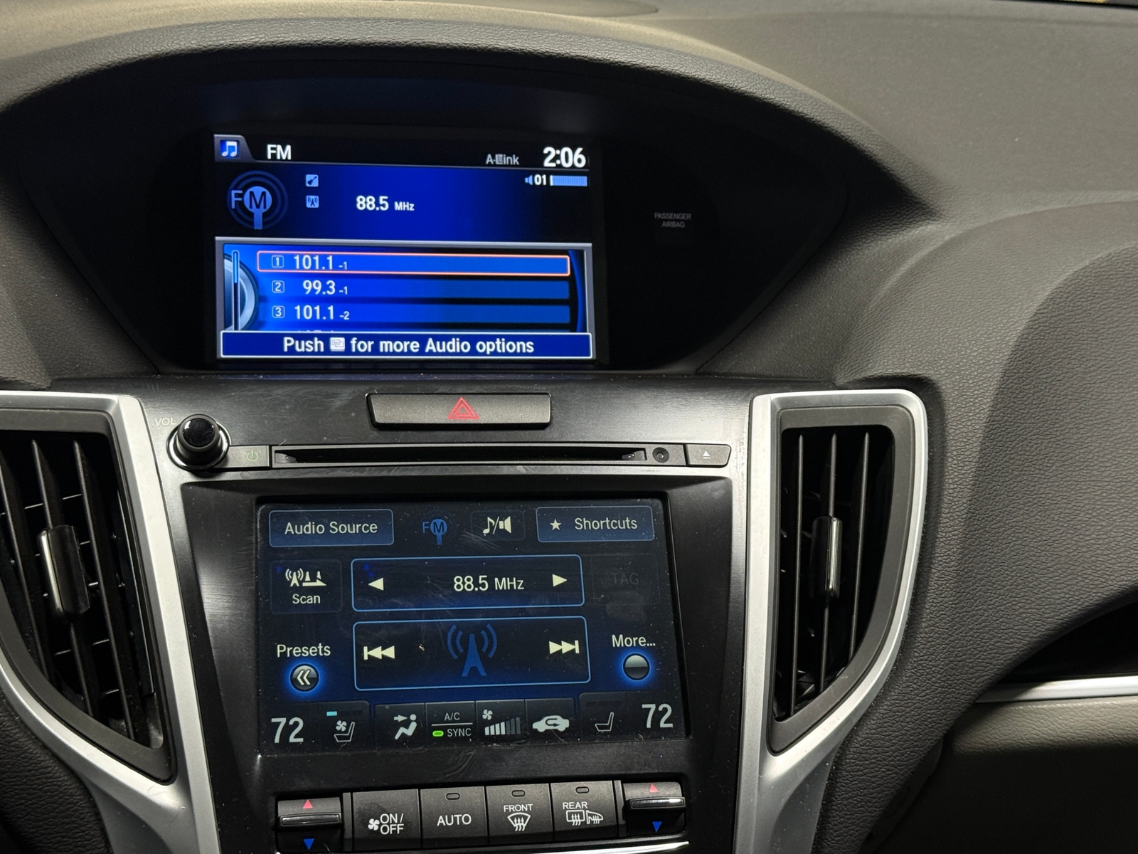 Thumbnail: 2015 Acura TLX - 3
