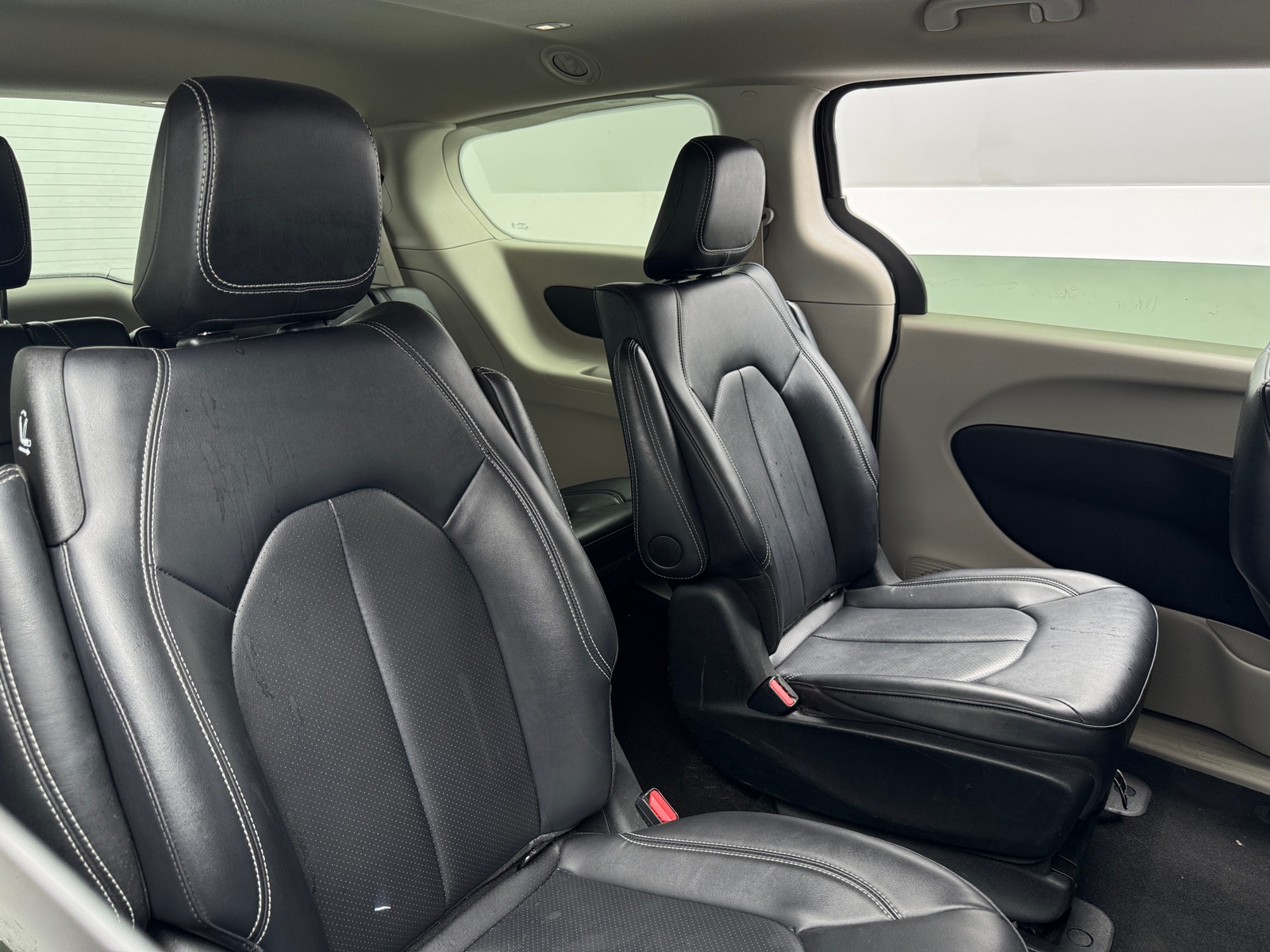 Thumbnail: 2024 Chrysler Pacifica - 5