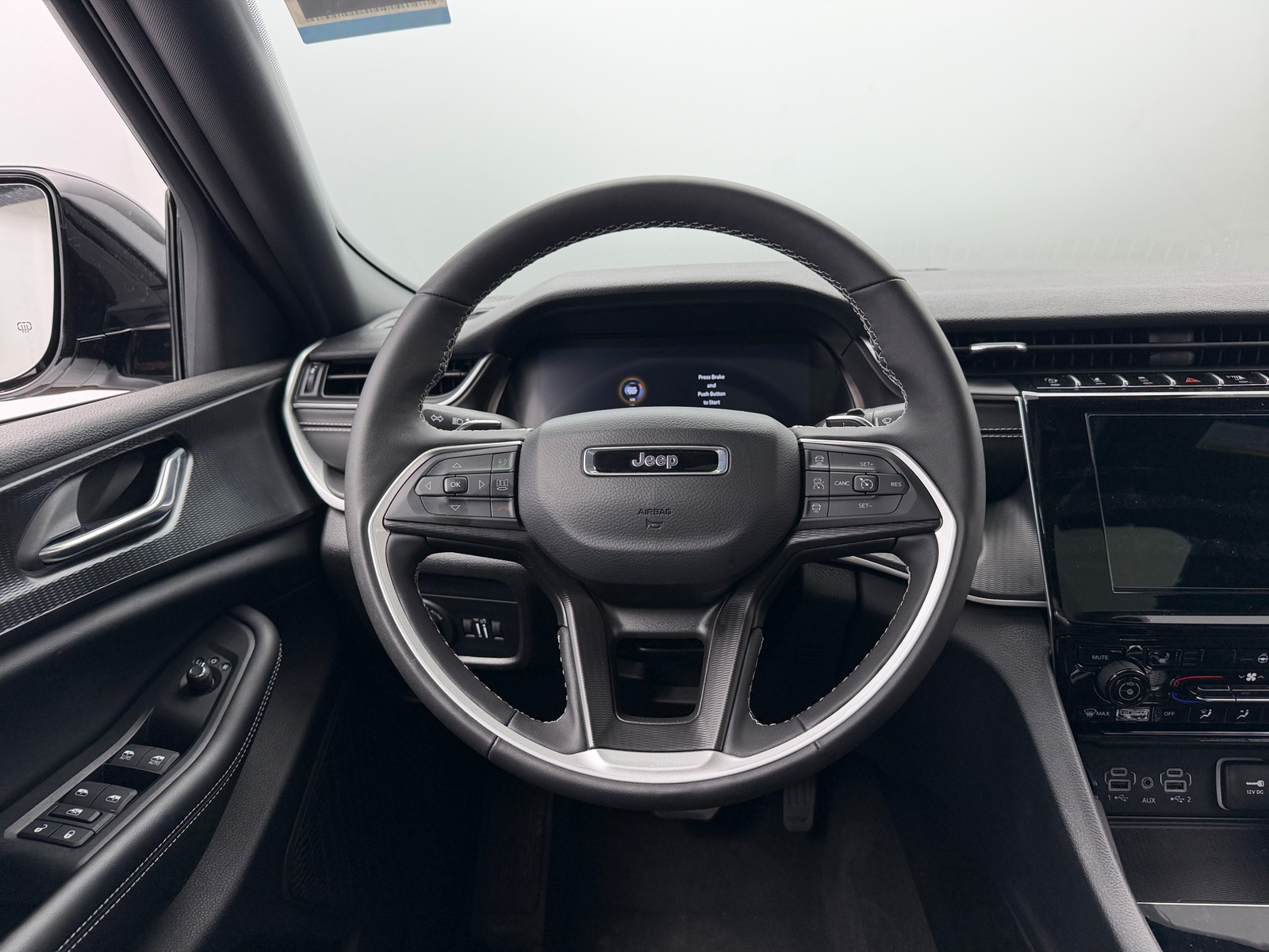 Thumbnail: 2025 Jeep Grand Cherokee - 4