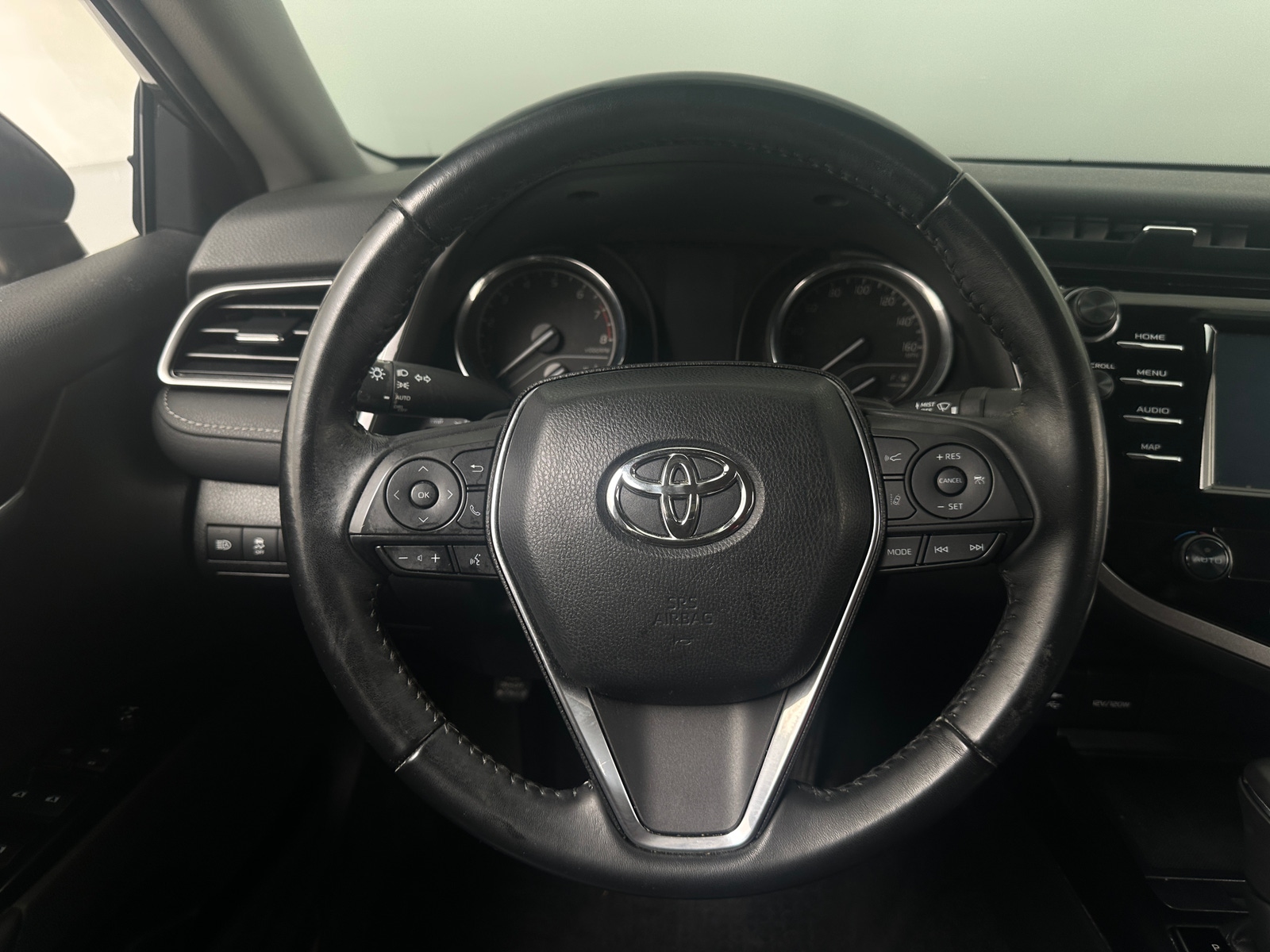 Thumbnail: 2019 Toyota Camry - 5