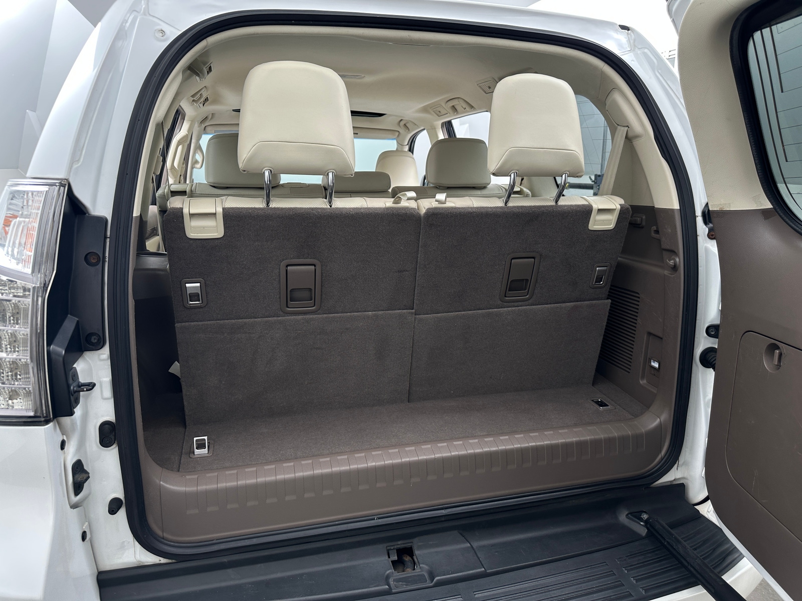 Thumbnail: 2018 Lexus GX - 6