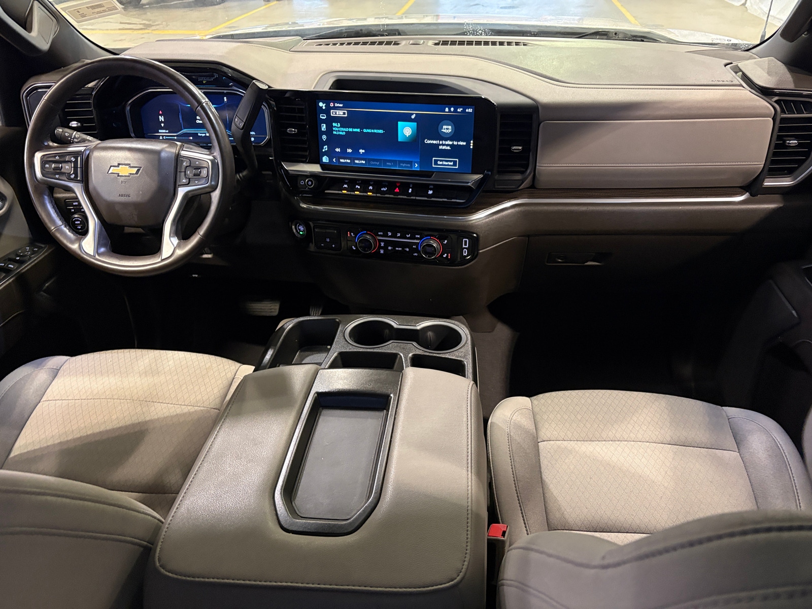Thumbnail: 2023 Chevrolet Silverado 1500 - 3