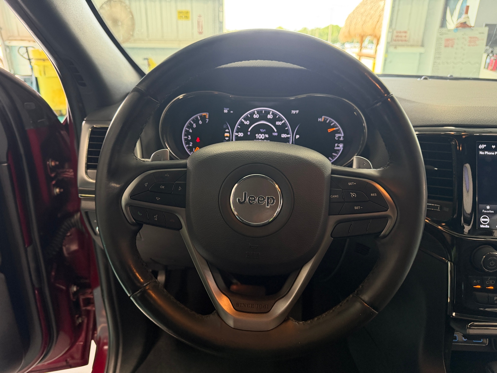 Thumbnail: 2020 Jeep Grand Cherokee - 4