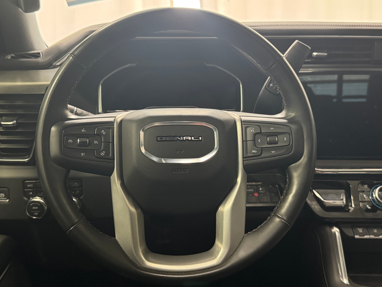 Thumbnail: 2024 GMC Sierra 3500 - 4