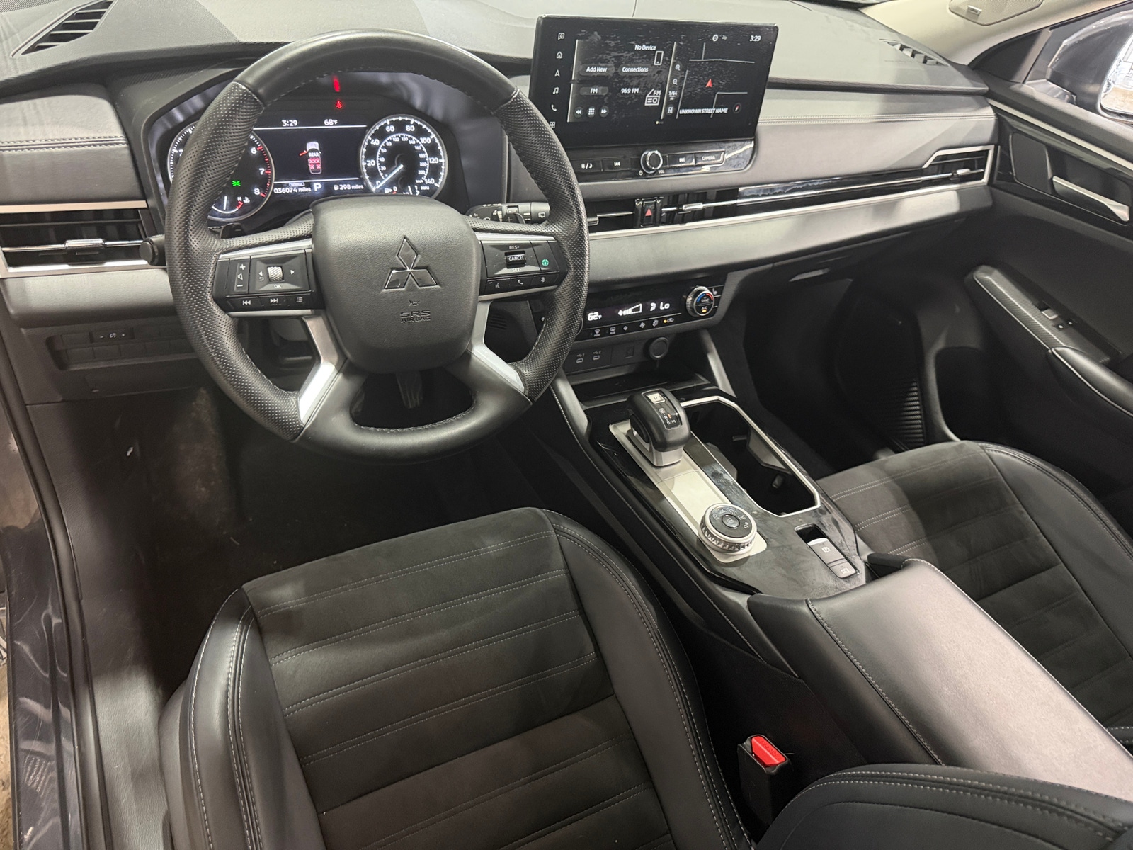Thumbnail: 2025 Mitsubishi Outlander - 3