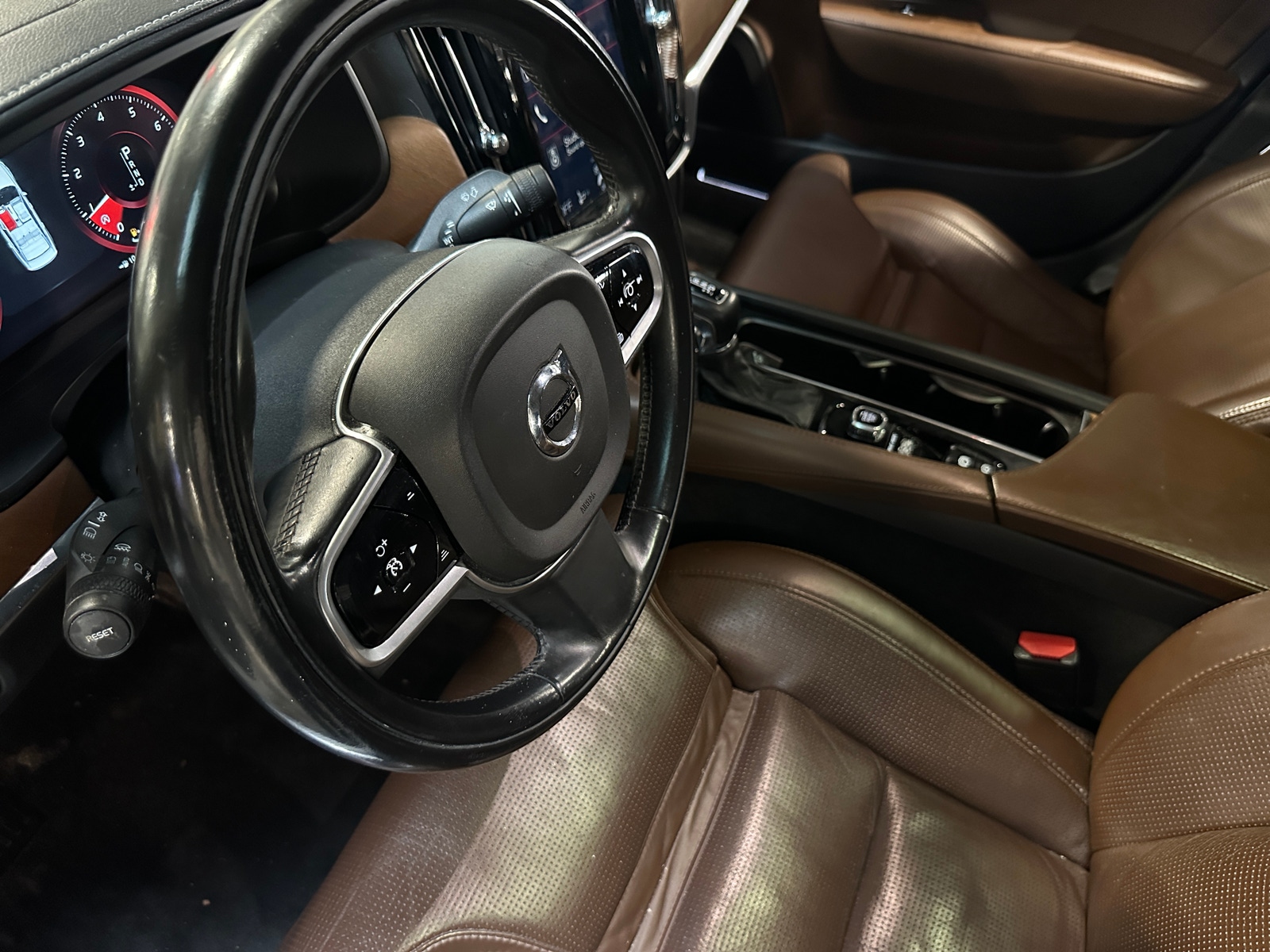 Thumbnail: 2018 Volvo S90 - 4