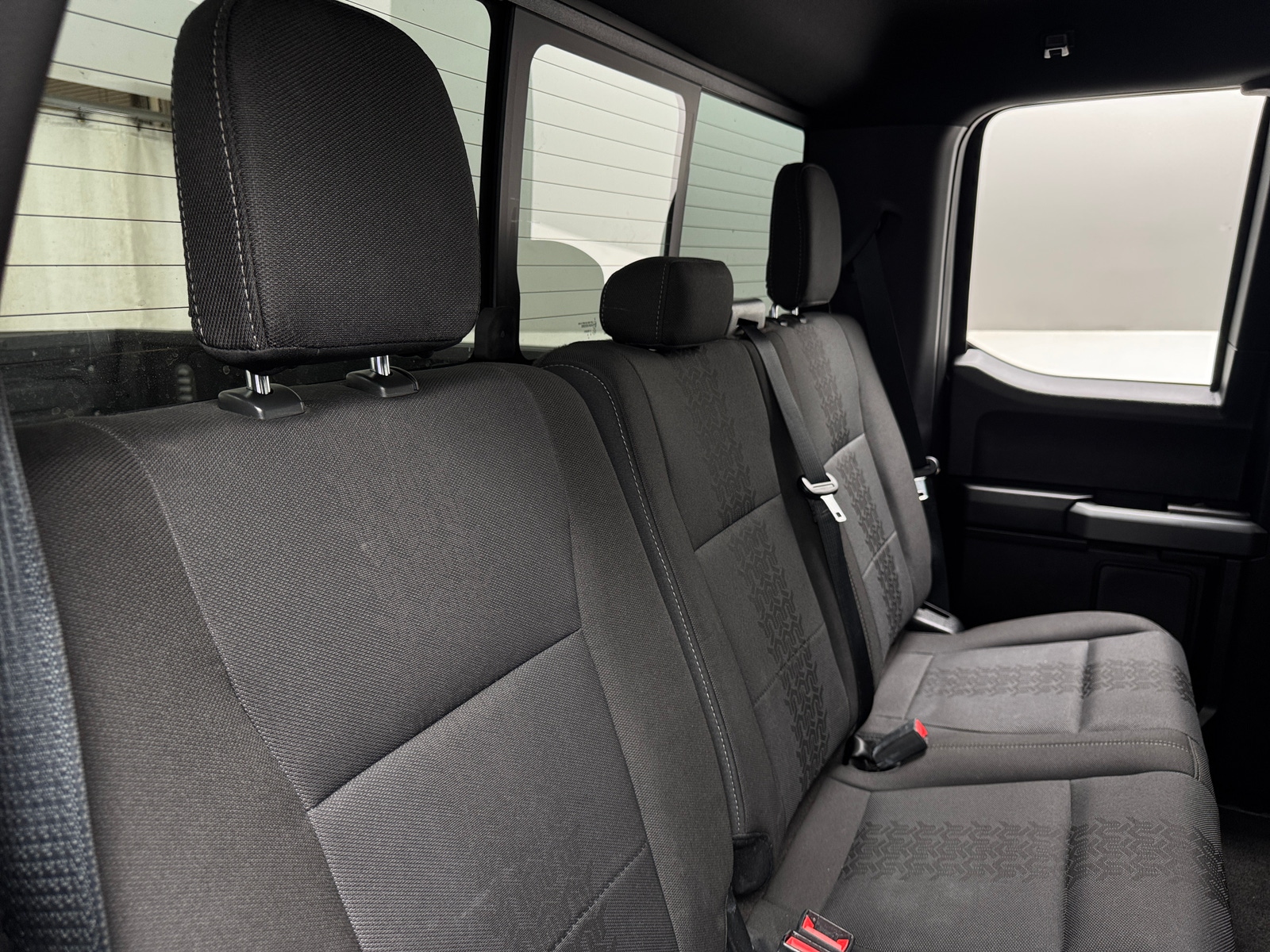 Thumbnail: 2018 Ford Econoline - 6