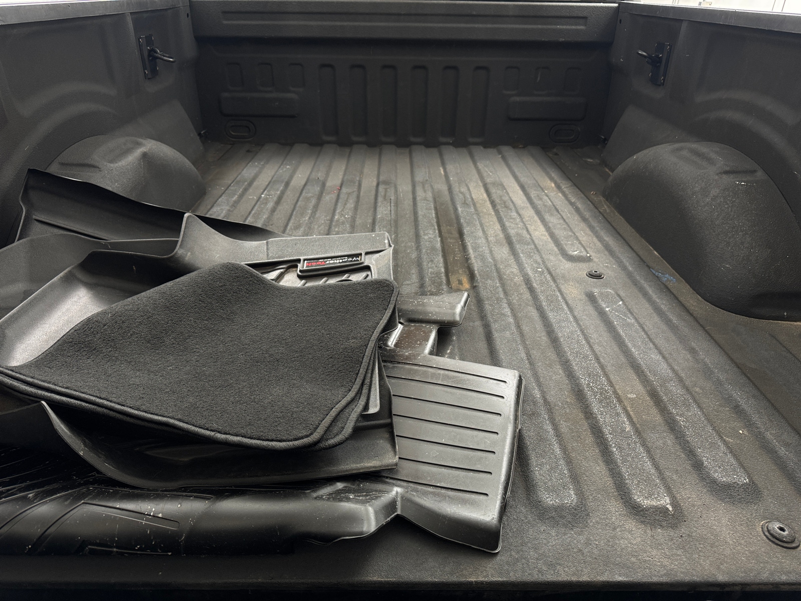 Thumbnail: 2018 Ford Econoline - 7