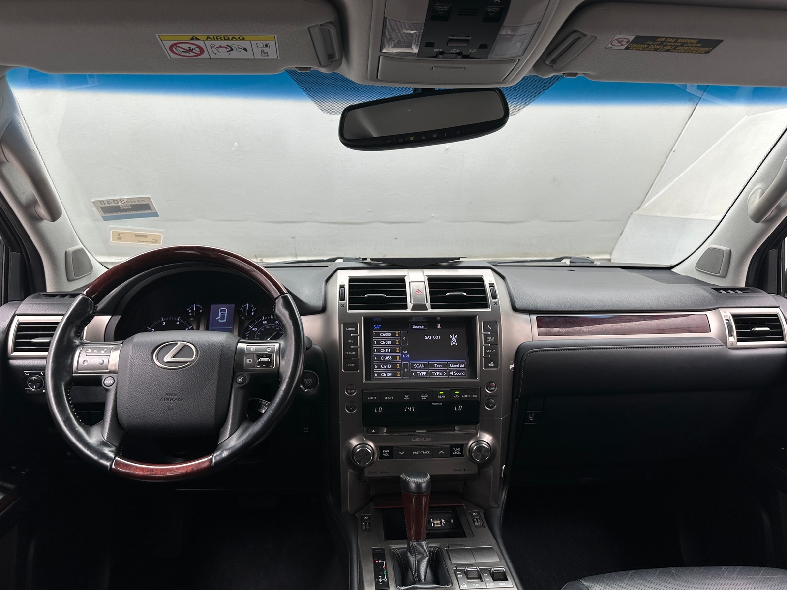 Thumbnail: 2017 Lexus GX - 2