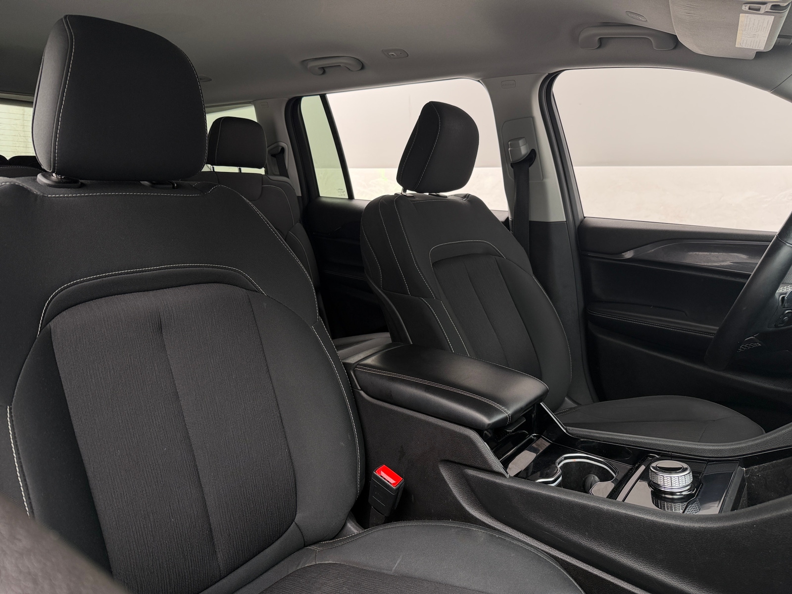 Thumbnail: 2021 Jeep Grand Cherokee L - 2