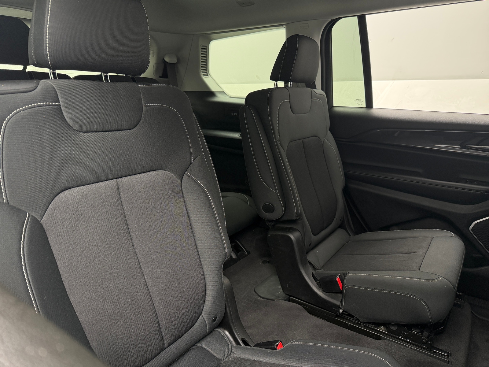 Thumbnail: 2021 Jeep Grand Cherokee L - 6