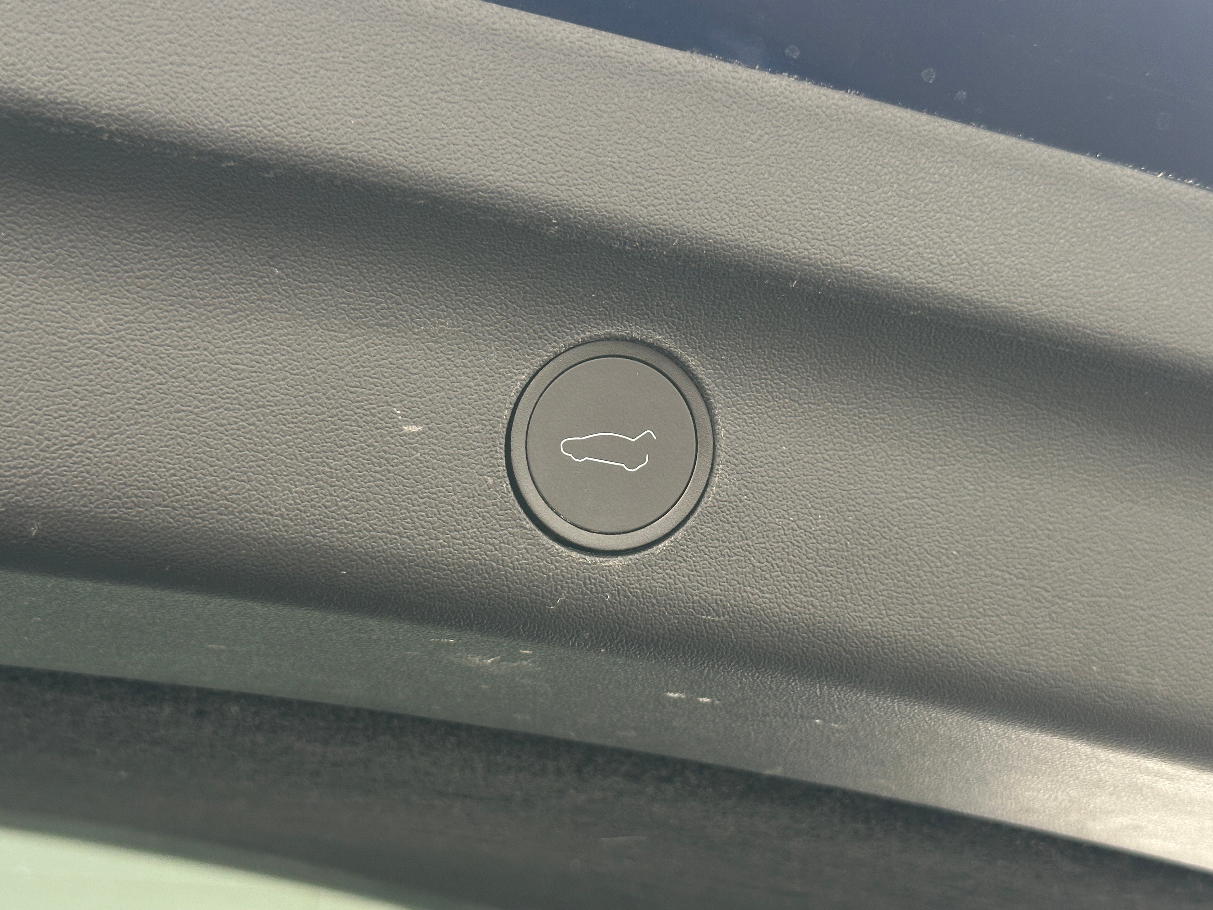 Used 2023 Tesla Model Y Long Range with VIN 7SAYGAEE5PF709739 for sale in Auburn, WA