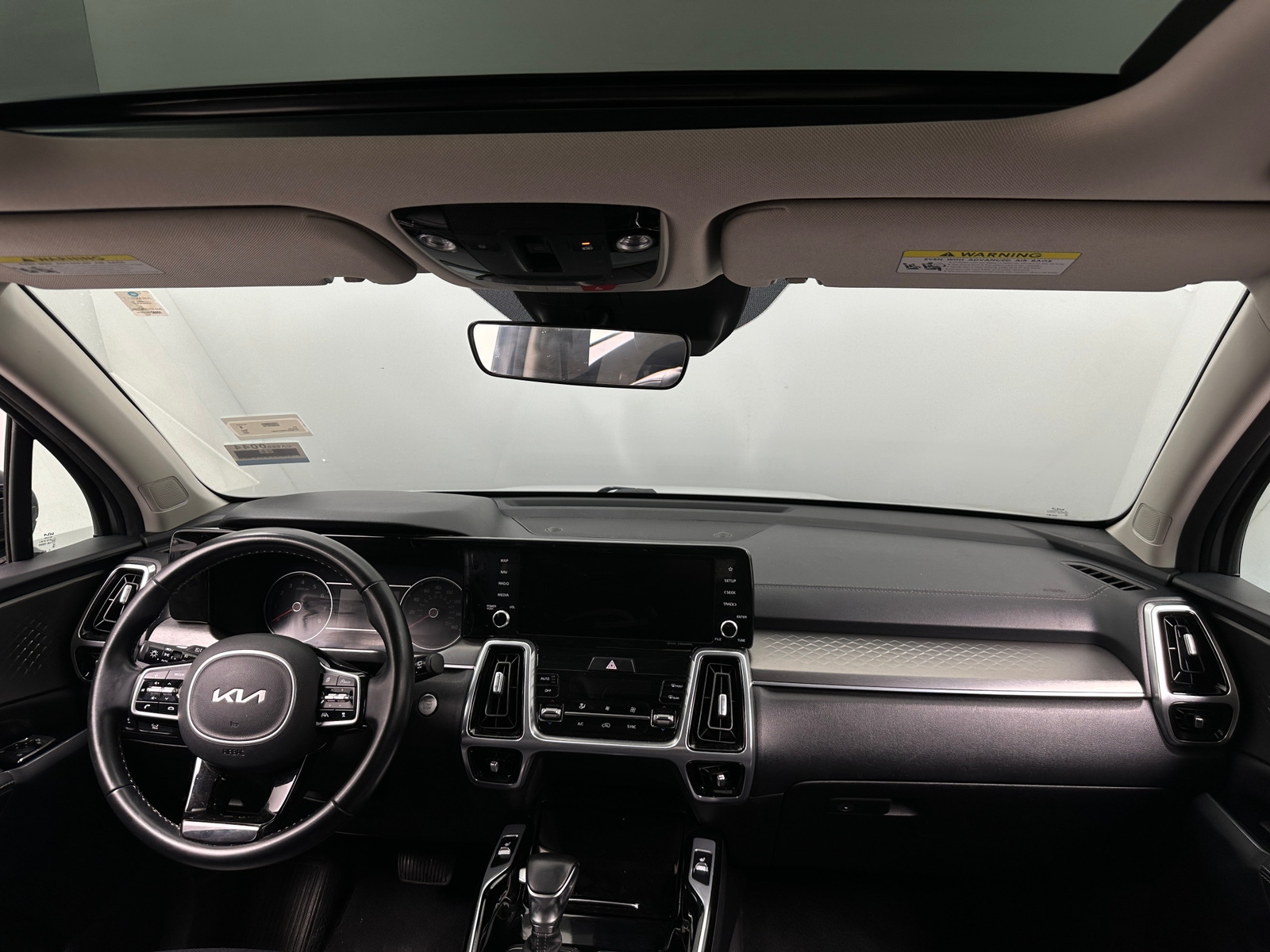 Thumbnail: 2022 Kia Sorento - 2