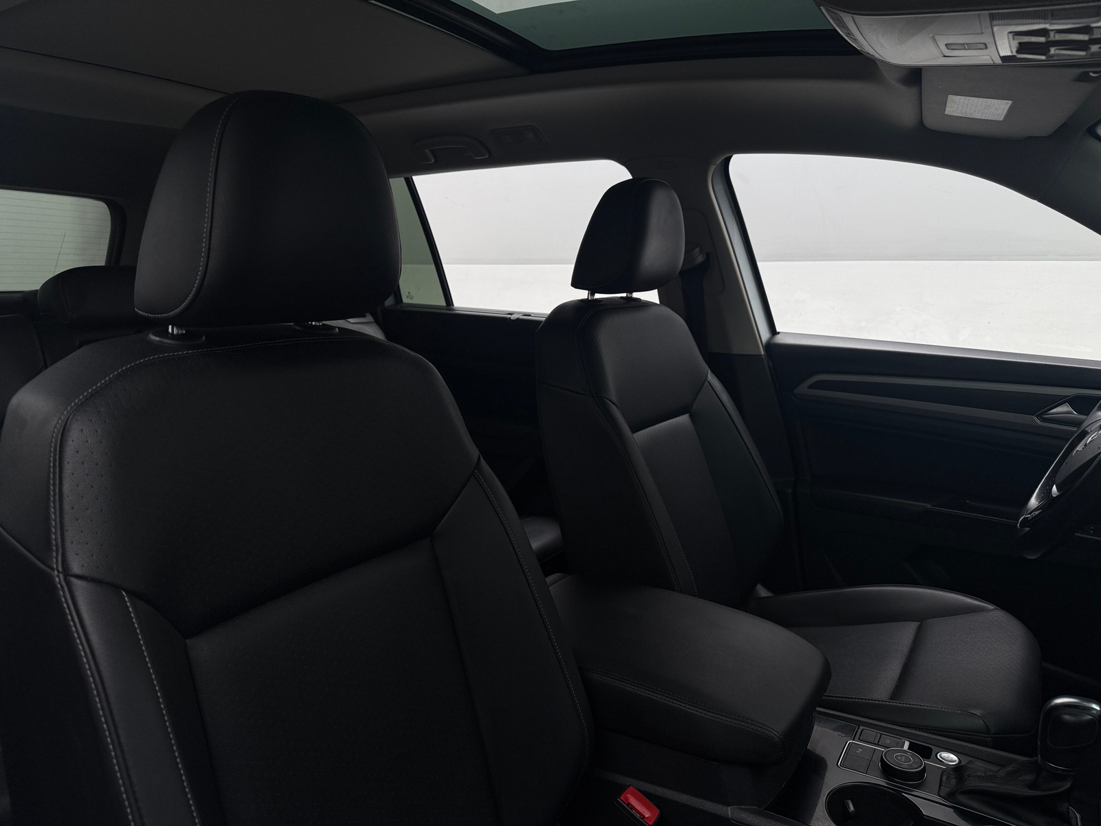 Thumbnail: 2018 Volkswagen Atlas - 2