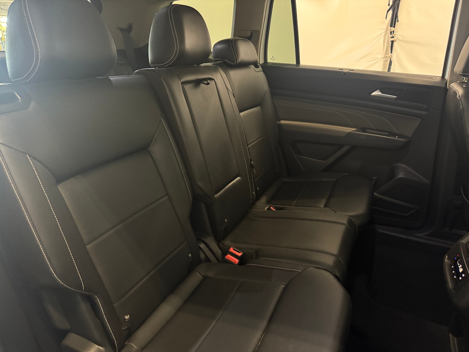 Thumbnail: 2023 Volkswagen Atlas - 6