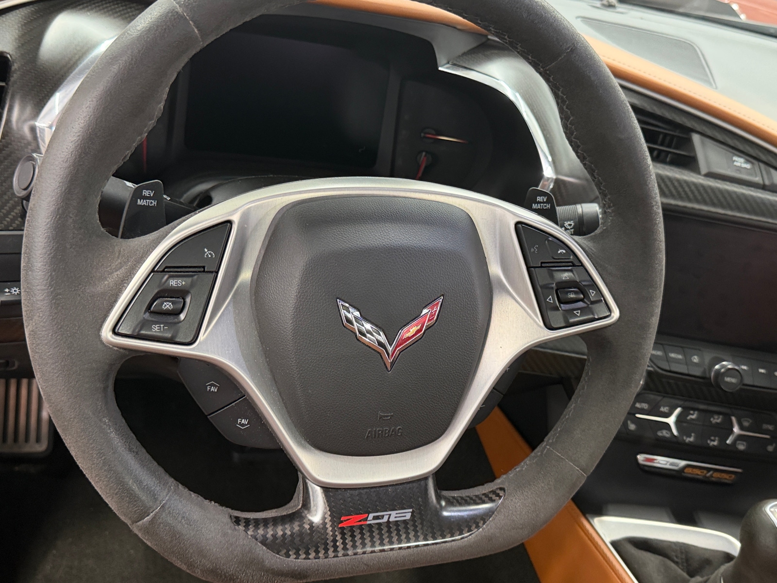Thumbnail: 2015 Chevrolet Corvette - 4
