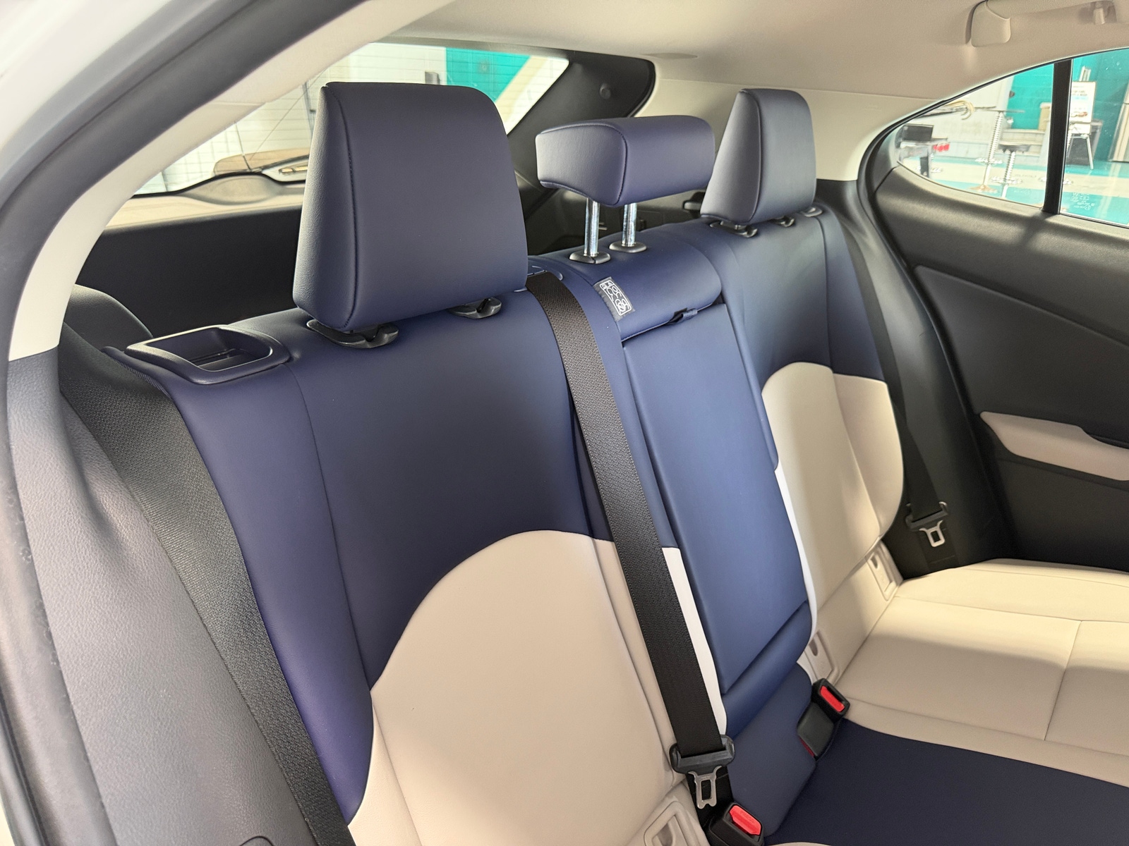 Thumbnail: 2021 Lexus UX - 5