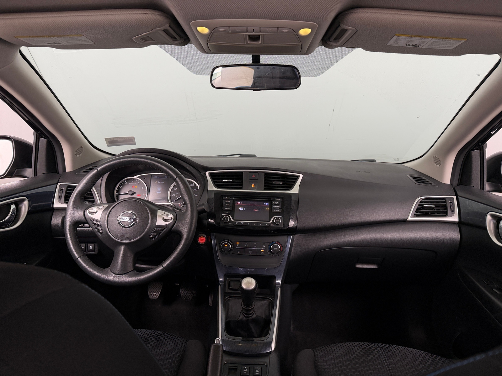 Thumbnail: 2017 Nissan Sentra - 3