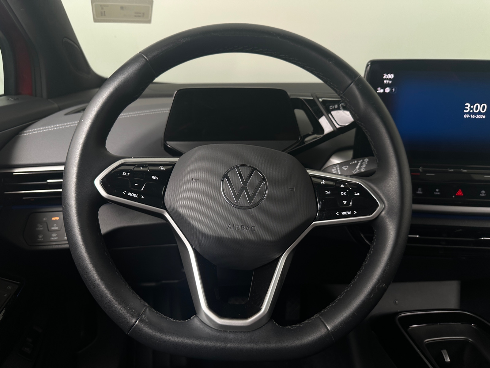 Thumbnail: 2023 Volkswagen ID.4 - 4