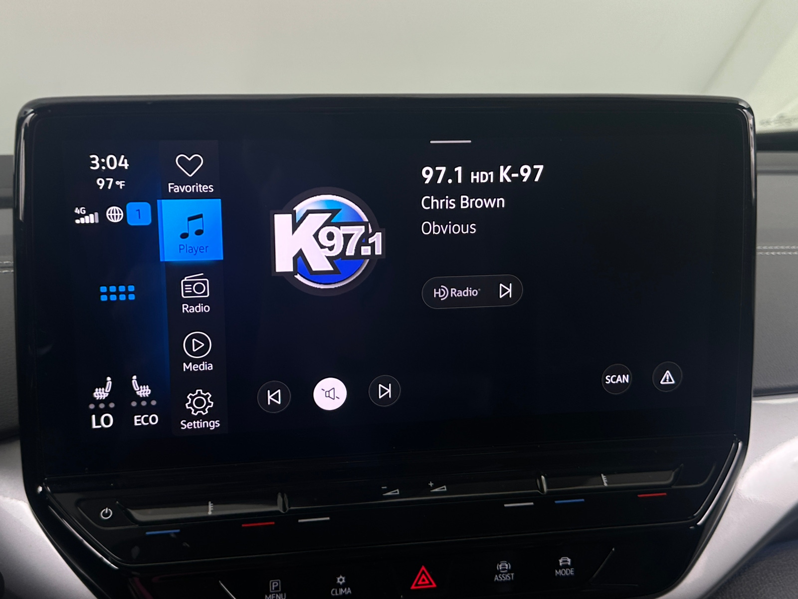 Thumbnail: 2023 Volkswagen ID.4 - 3