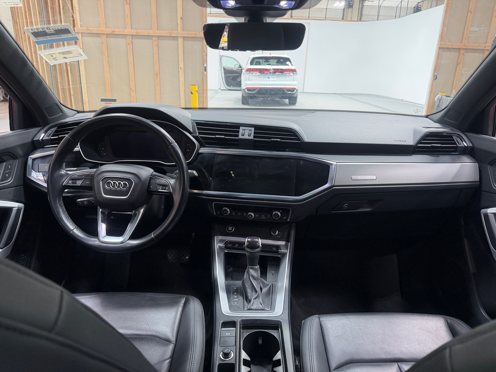 Thumbnail: 2024 Audi Q3 - 3