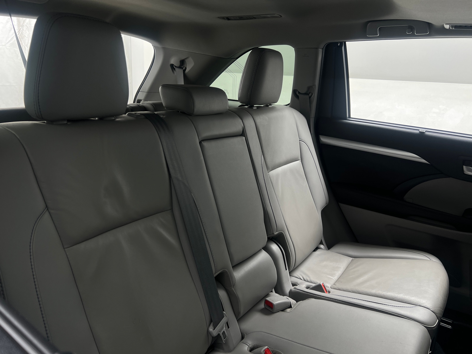 Thumbnail: 2019 Toyota Highlander - 5