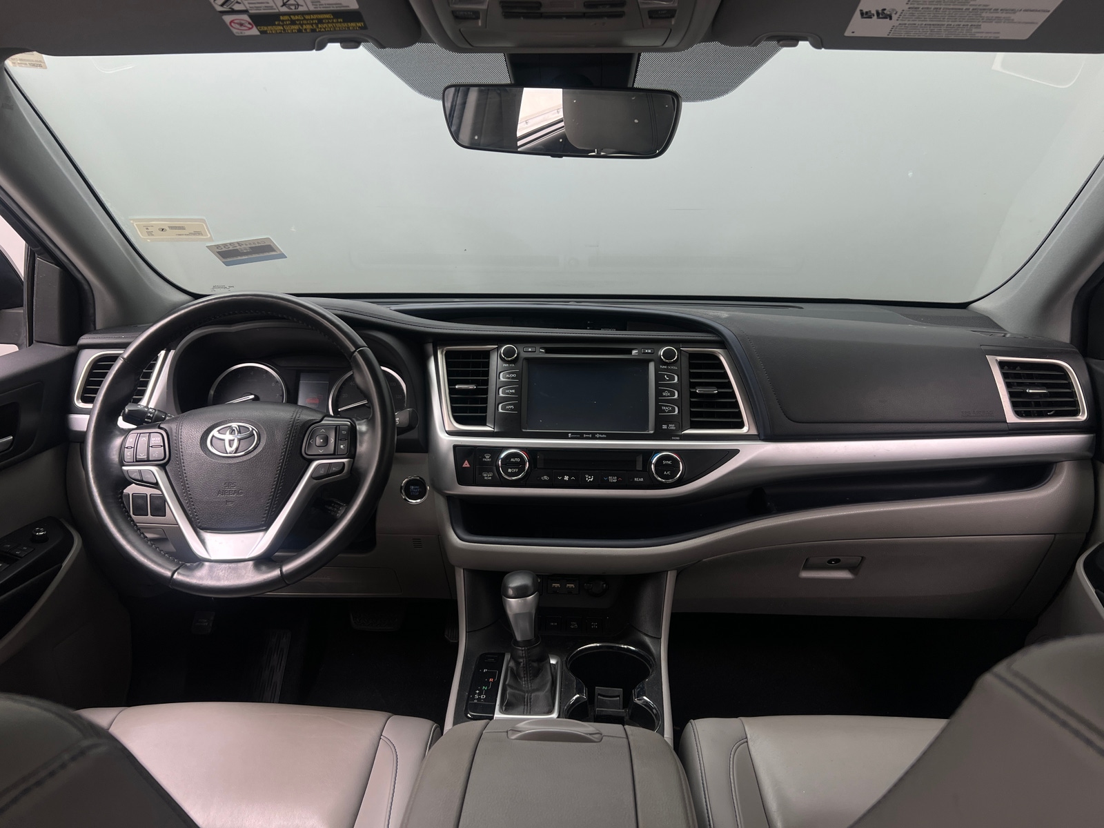 Thumbnail: 2019 Toyota Highlander - 2