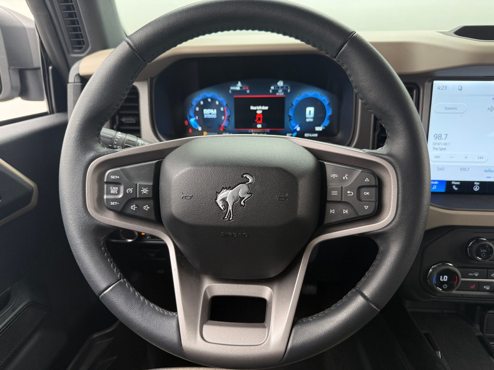 Thumbnail: 2026 Ford Bronco - 5