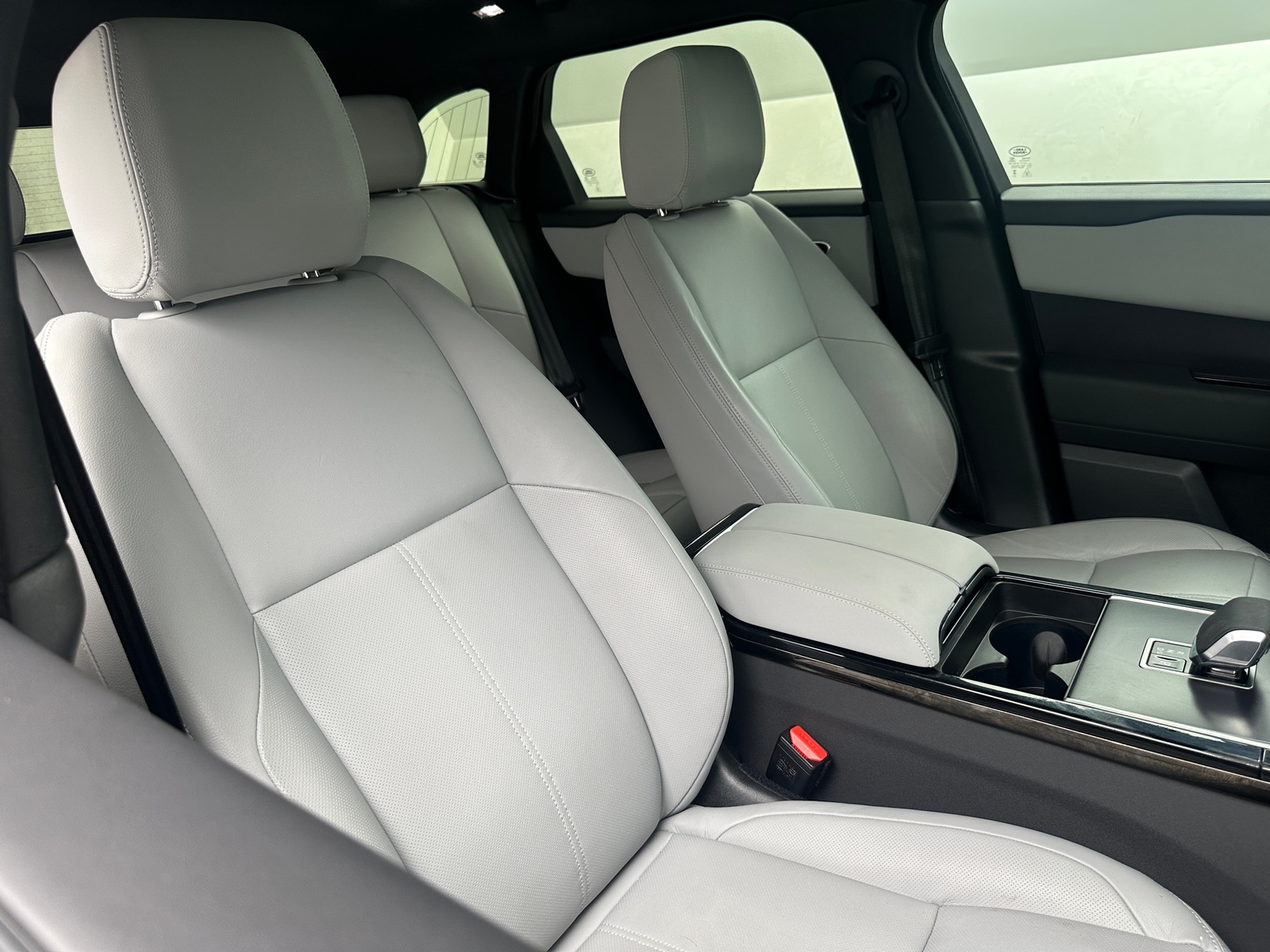 Thumbnail: 2026 Land Rover Range Rover Velar - 2