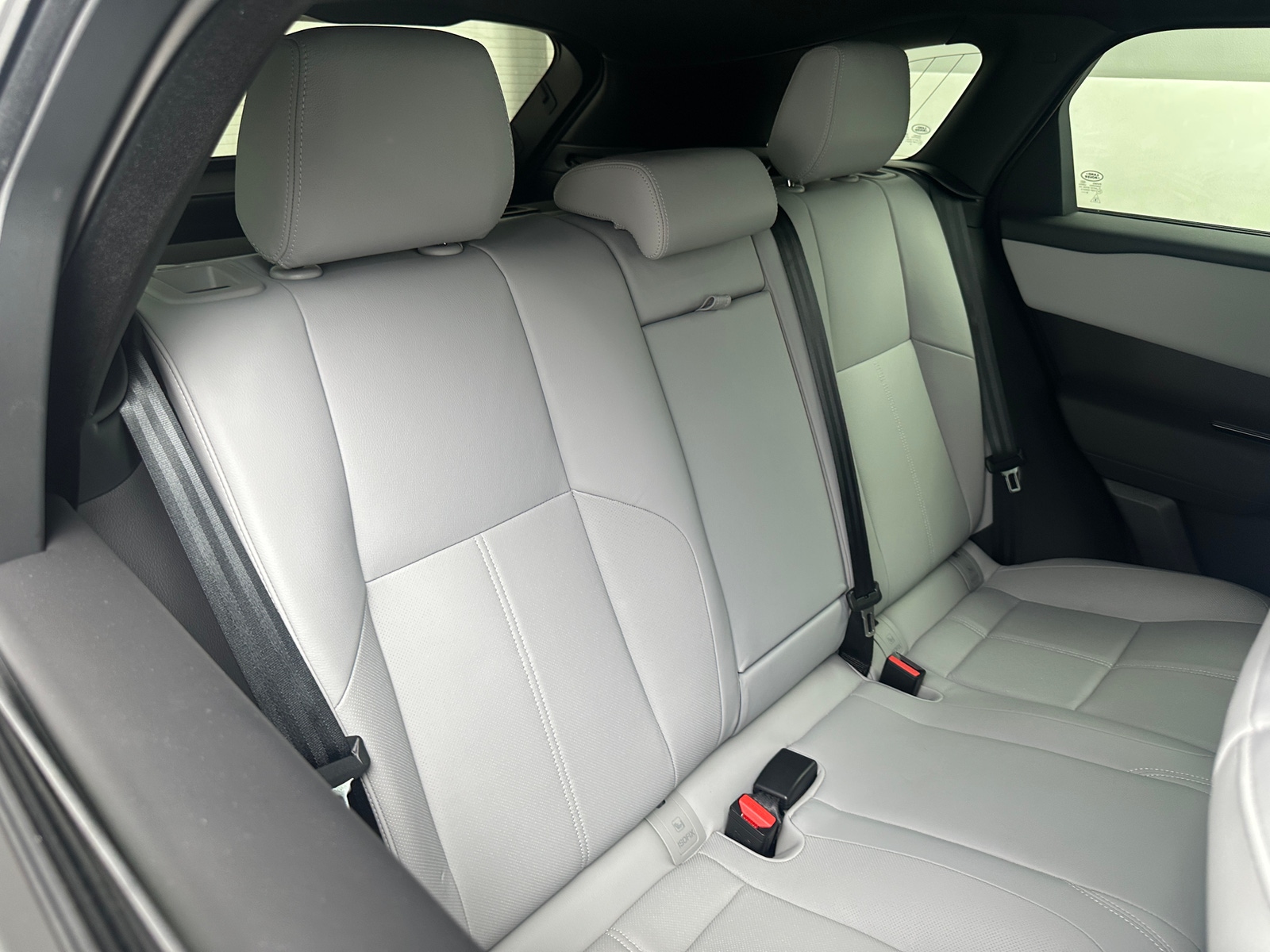 Thumbnail: 2026 Land Rover Range Rover Velar - 6