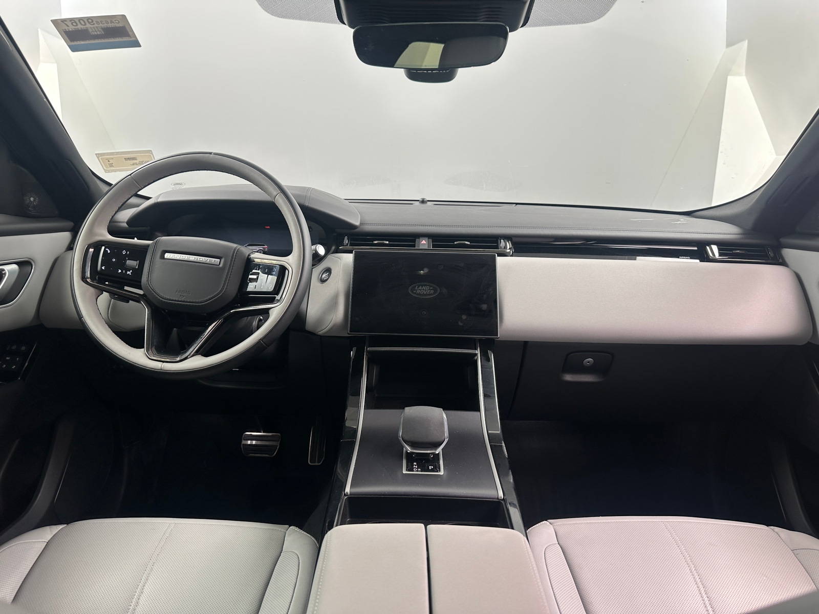 Thumbnail: 2026 Land Rover Range Rover Velar - 3
