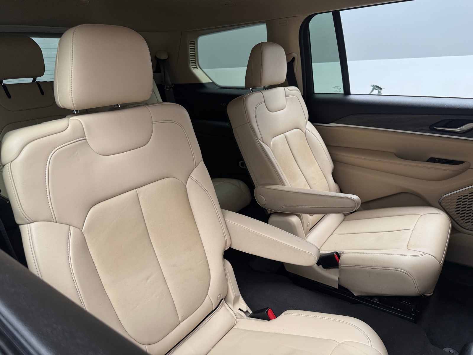 Thumbnail: 2022 Jeep Grand Cherokee L - 5