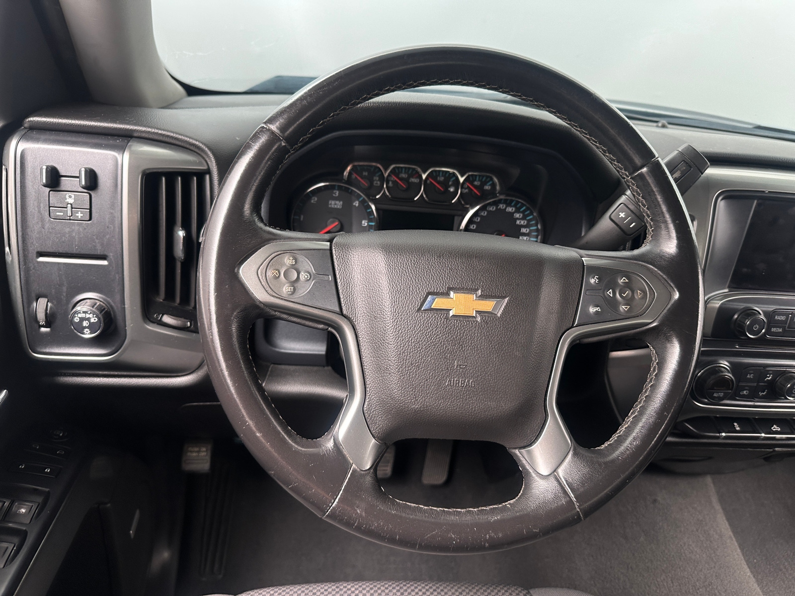 Thumbnail: 2018 Chevrolet Silverado 1500 - 5