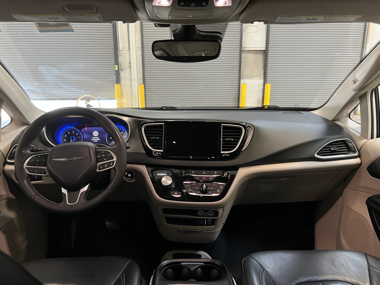 Thumbnail: 2022 Chrysler Pacifica - 2