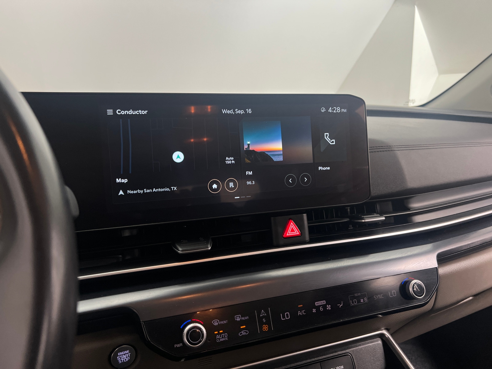 Thumbnail: 2025 Kia Carnival - 3